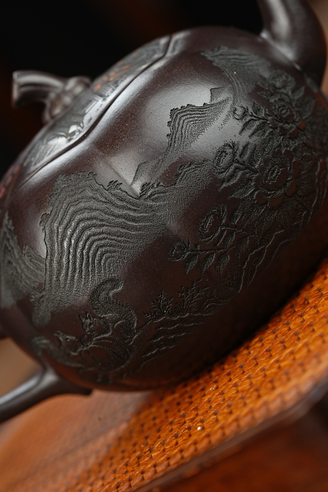 瓜趣宜兴紫砂壶原矿老紫泥泥料240CC Guaqu Yixing Zisha Teapot Original Ore Old Purple Clay Material 240CC