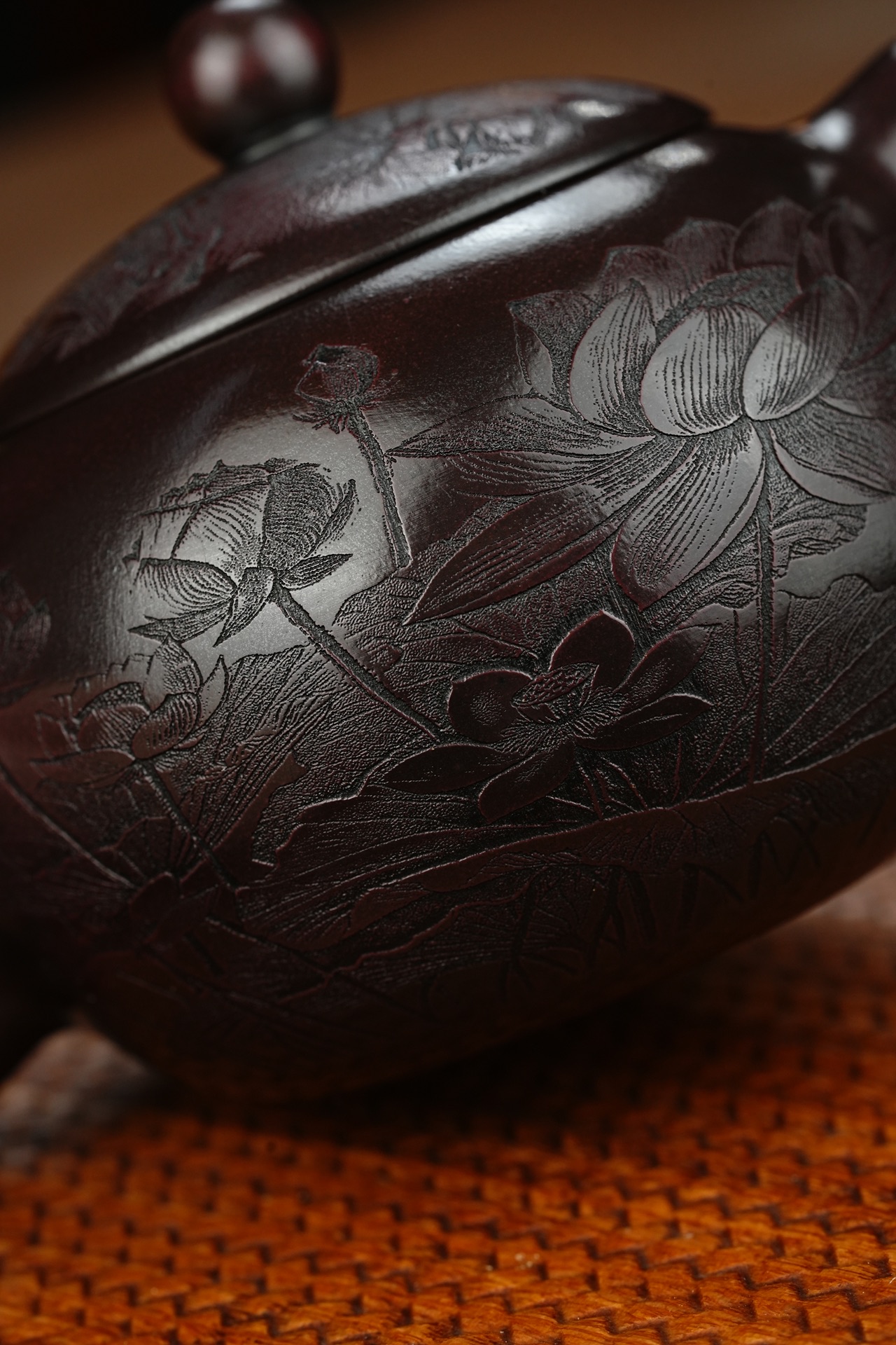 清风荷韵宜兴紫砂壶原矿石红泥料240CC Qingfeng He Yun Yixing Zisha Teapot Original Ore Red Clay 240CC