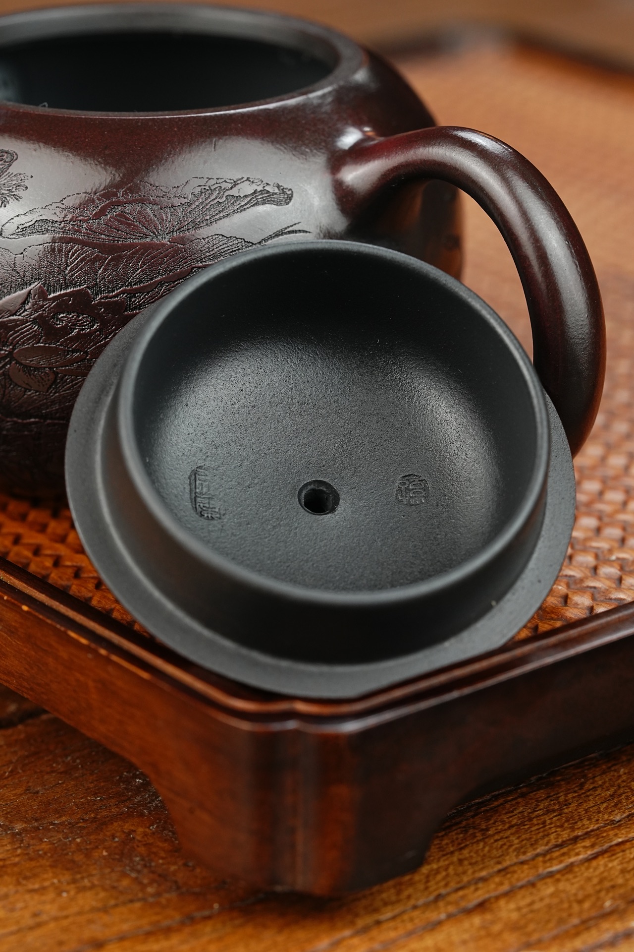 清风荷韵宜兴紫砂壶原矿石红泥料240CC Qingfeng He Yun Yixing Zisha Teapot Original Ore Red Clay 240CC