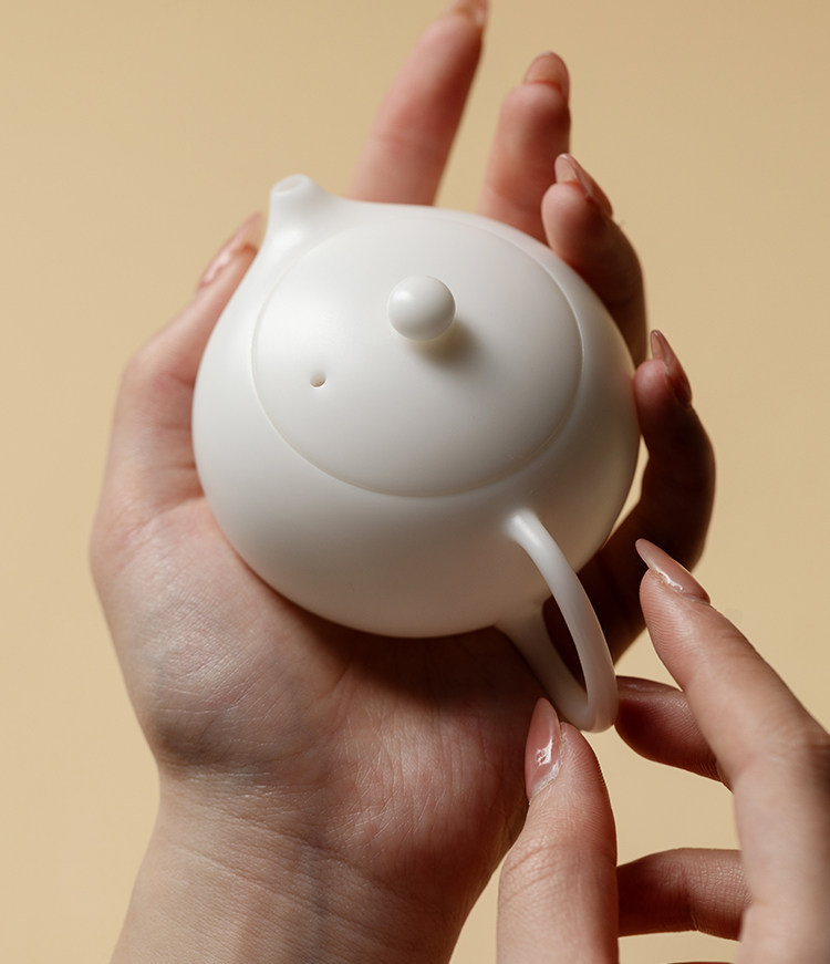 西施茶壶羊脂玉德化白瓷茶壶100ML Xishi Teapot, Mutton Fat Jade Dehua White Porcelain Teapot 100ML