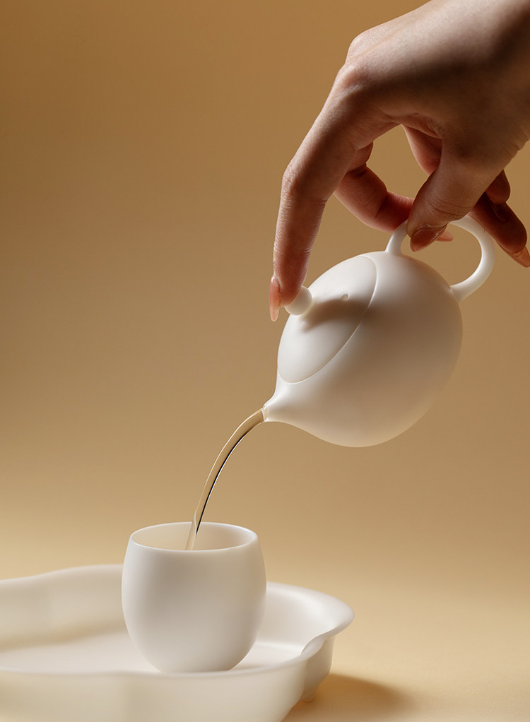 西施茶壶羊脂玉德化白瓷茶壶100ML Xishi Teapot, Mutton Fat Jade Dehua White Porcelain Teapot 100ML