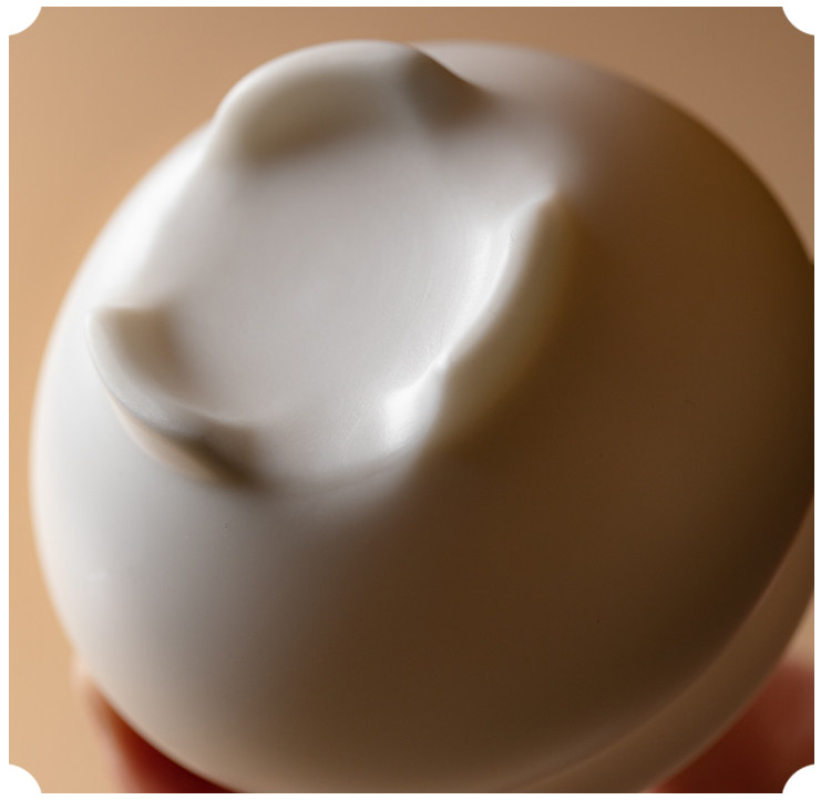 羊脂玉德化白瓷茶漏过滤茶渍茶道配件 Sheep fat jade Dehua white porcelain tea strainer, filters tea stains, tea ceremony accessory