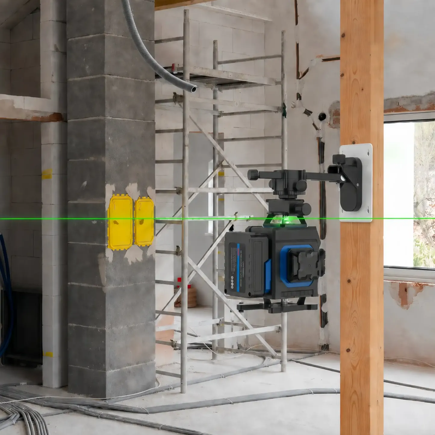 SEEKTOOL MX4 Max 4×360° Green Laser Level — Inductive Power, Removable Laser Modules & App Control  