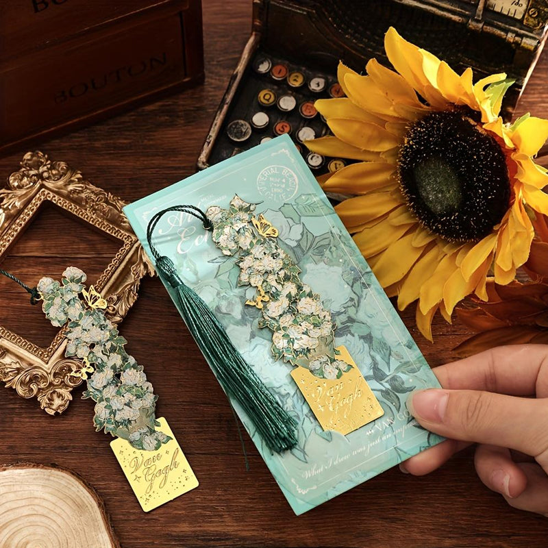 🎨 Van Gogh Hollow Bookmark – Vintage Art Inspired Bookmark 📚