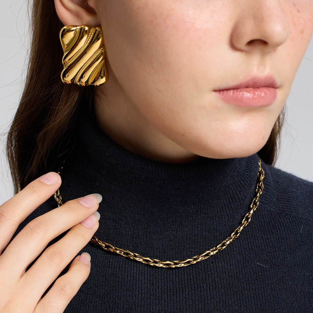 Twisted Ribbed Square Statement Stud Earrings