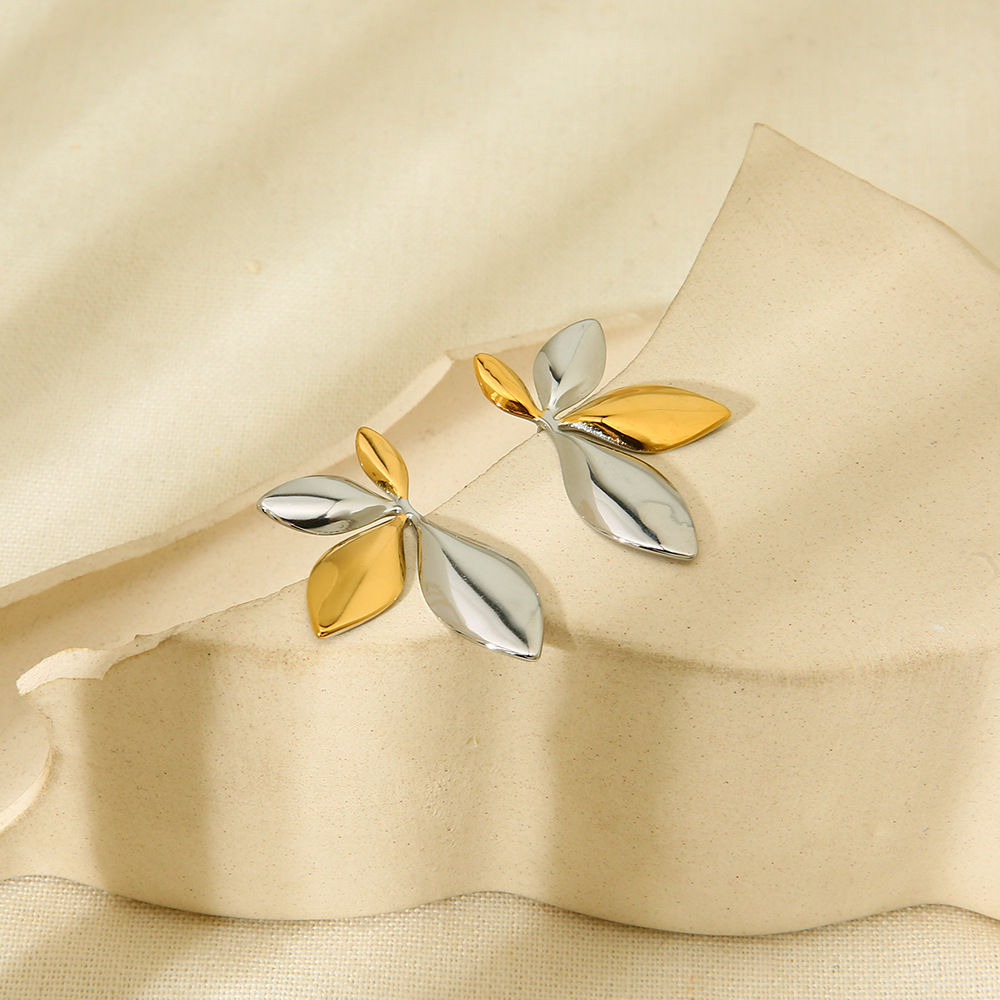 Two-Tone Four Leaf Nature Stud Earrings