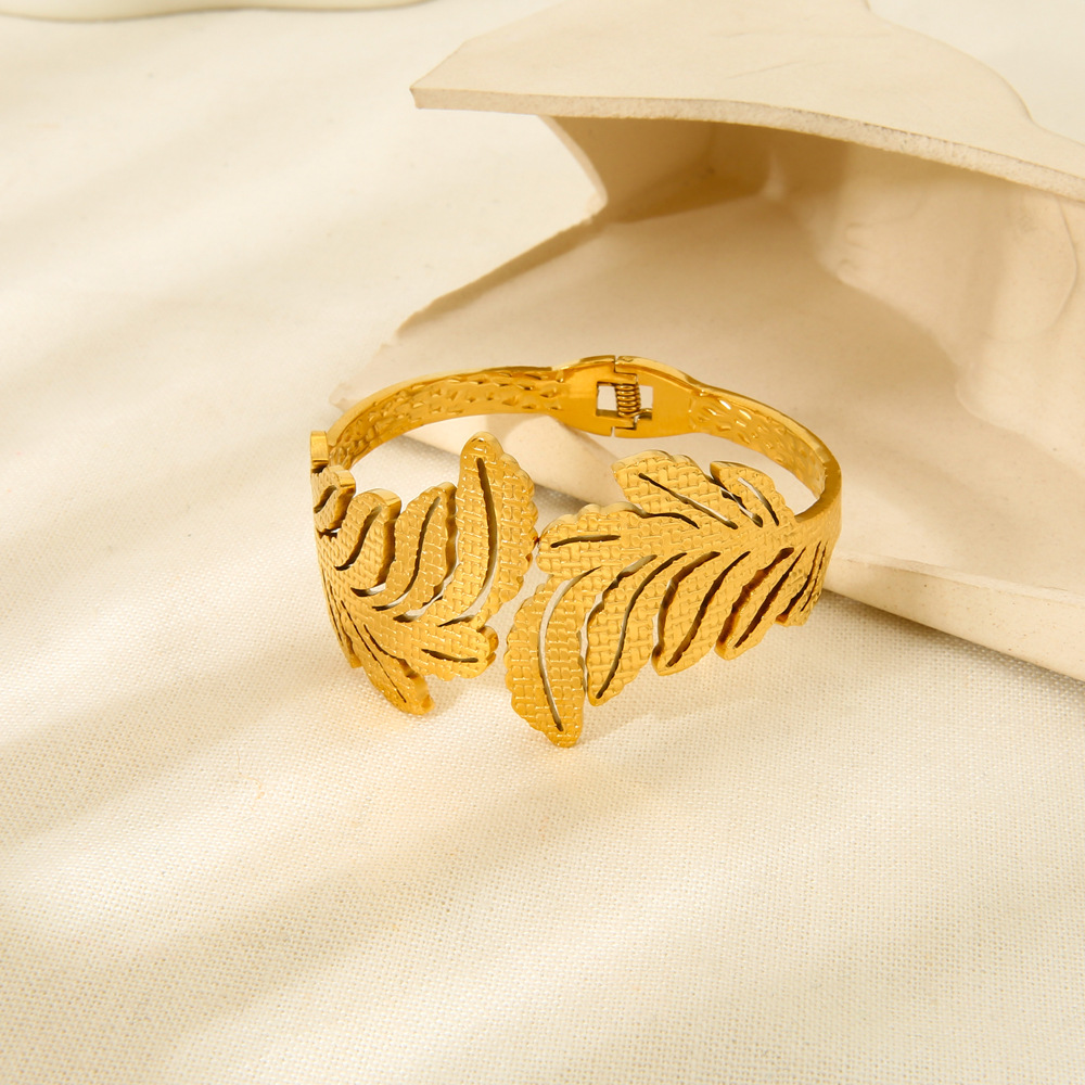 Double Leaf Spring Hinged Cuff Bracelet
