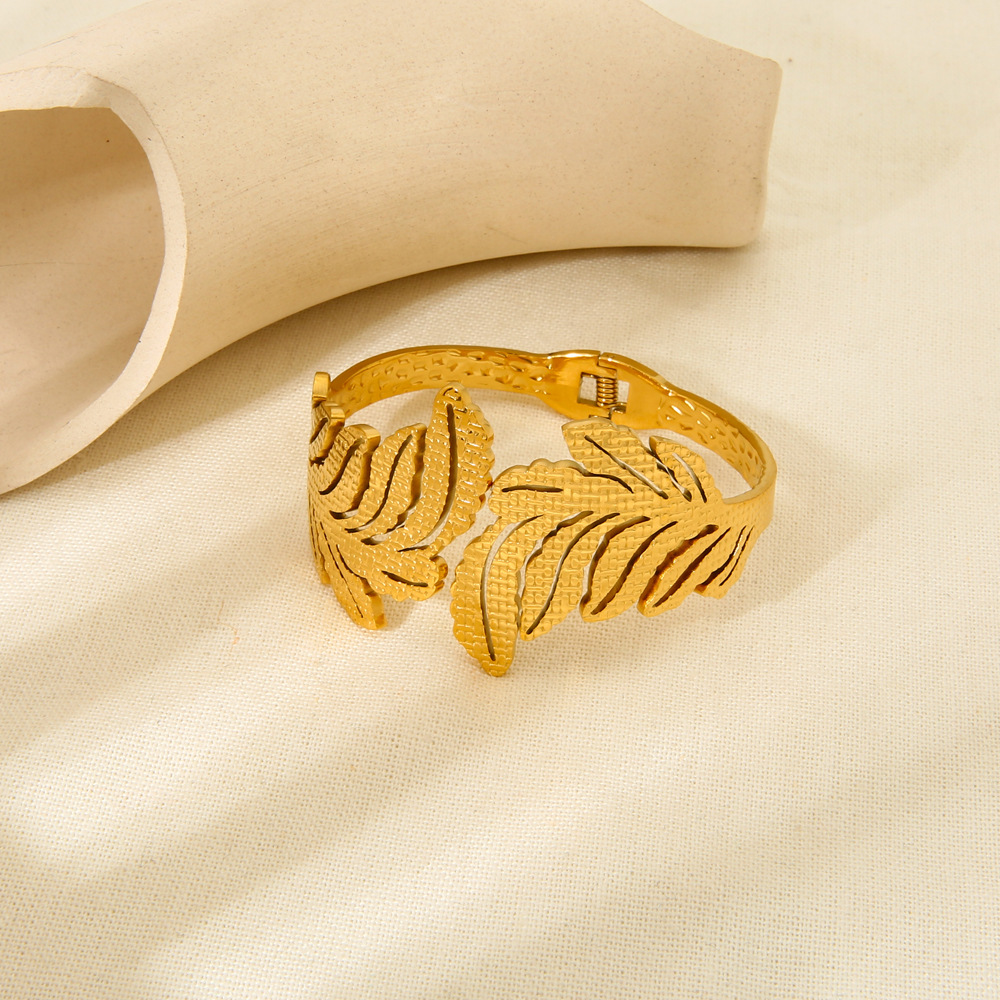 Double Leaf Spring Hinged Cuff Bracelet