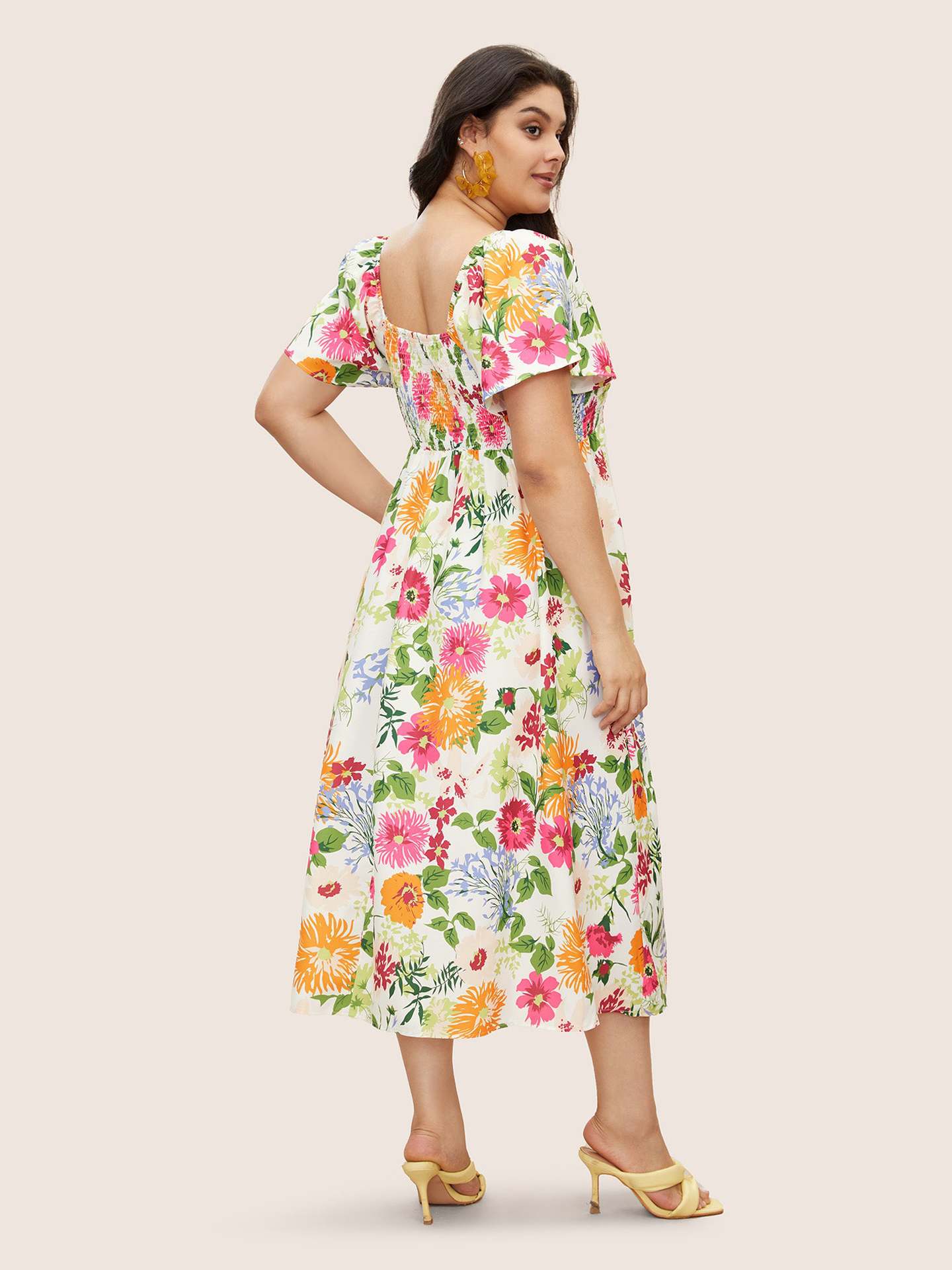 Floral Square Neck Smocked Puff Sleeve Midi Dress | Curvy Women's Casual & Vacation Dress