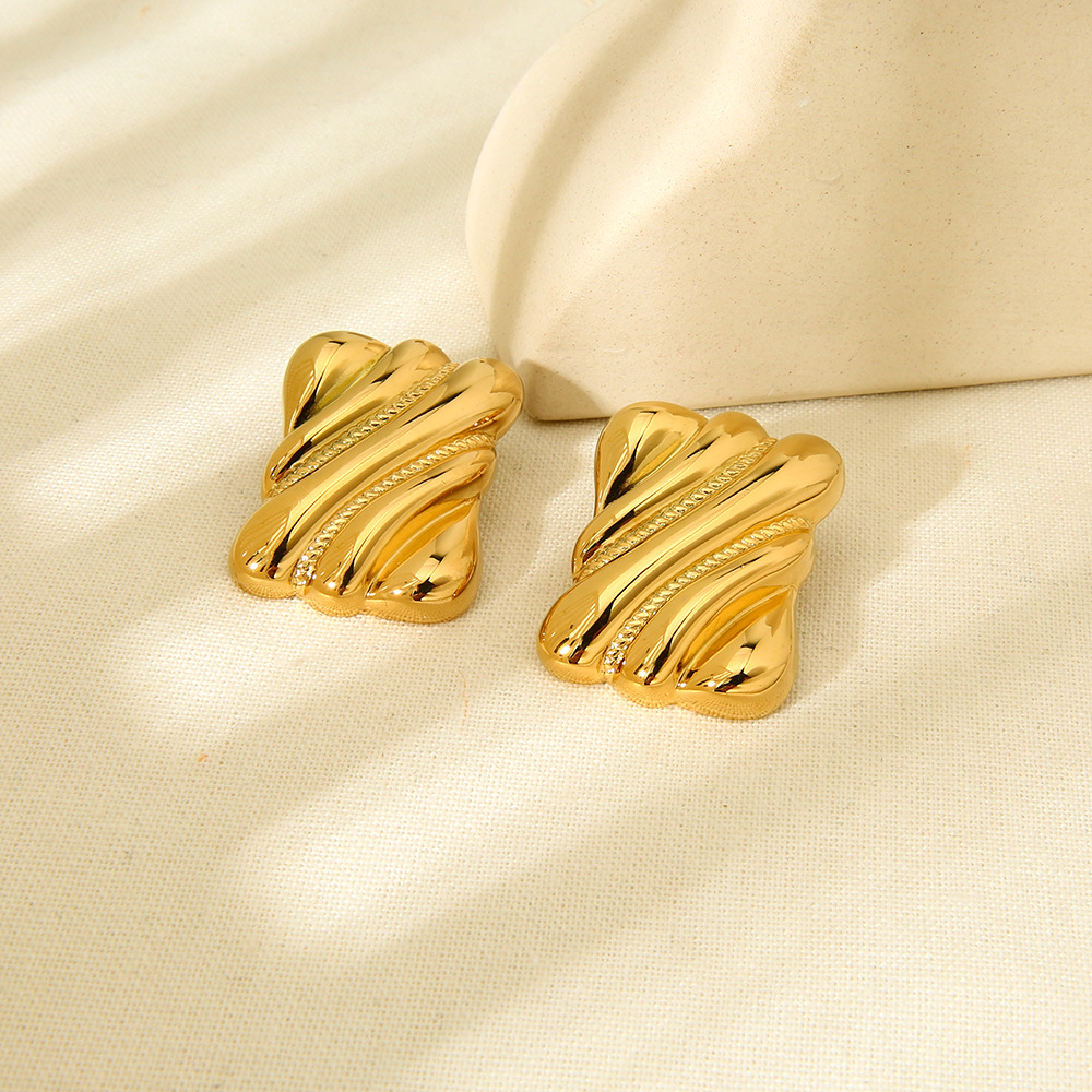 Twisted Ribbed Square Statement Stud Earrings