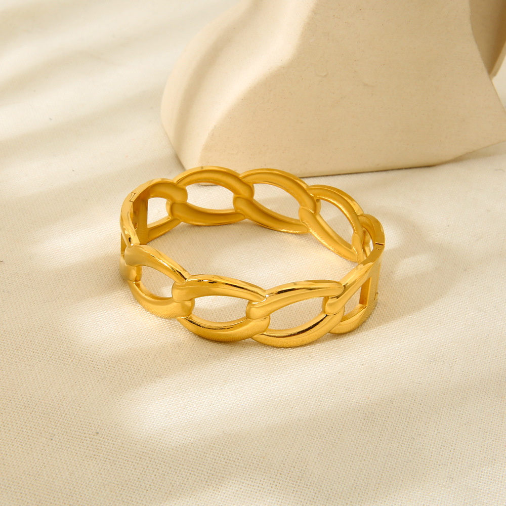 Chunky Curb Chain Open Cuff Bracelet