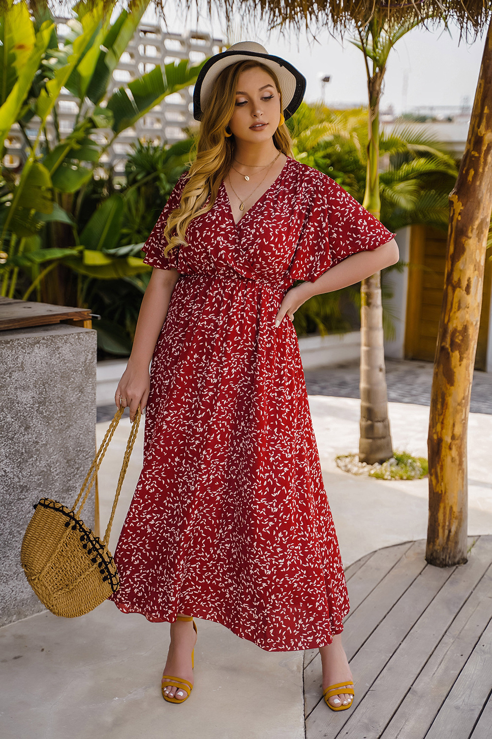 Leaf Print V-Neck Flutter Sleeve Maxi Dress | Curvy Women's Vacation & Casual Dress