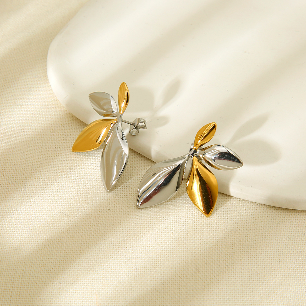 Two-Tone Four Leaf Nature Stud Earrings