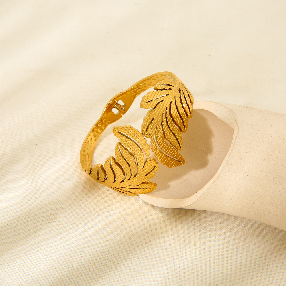 Double Leaf Spring Hinged Cuff Bracelet