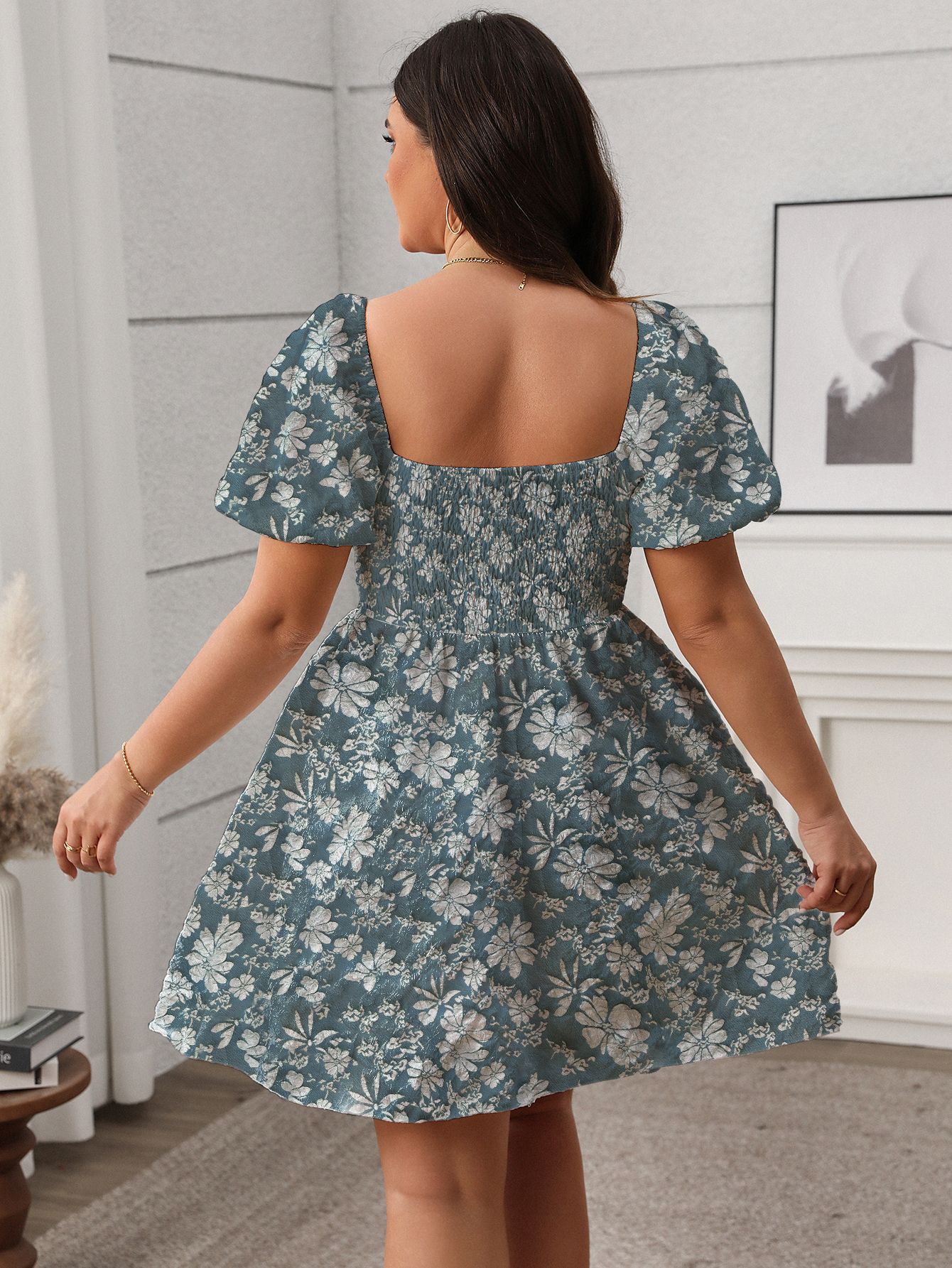 Puff Sleeve Textured Floral Fit-and-Flare Mini Dress | Curvy Women's Sweetheart Neckline Party Dress