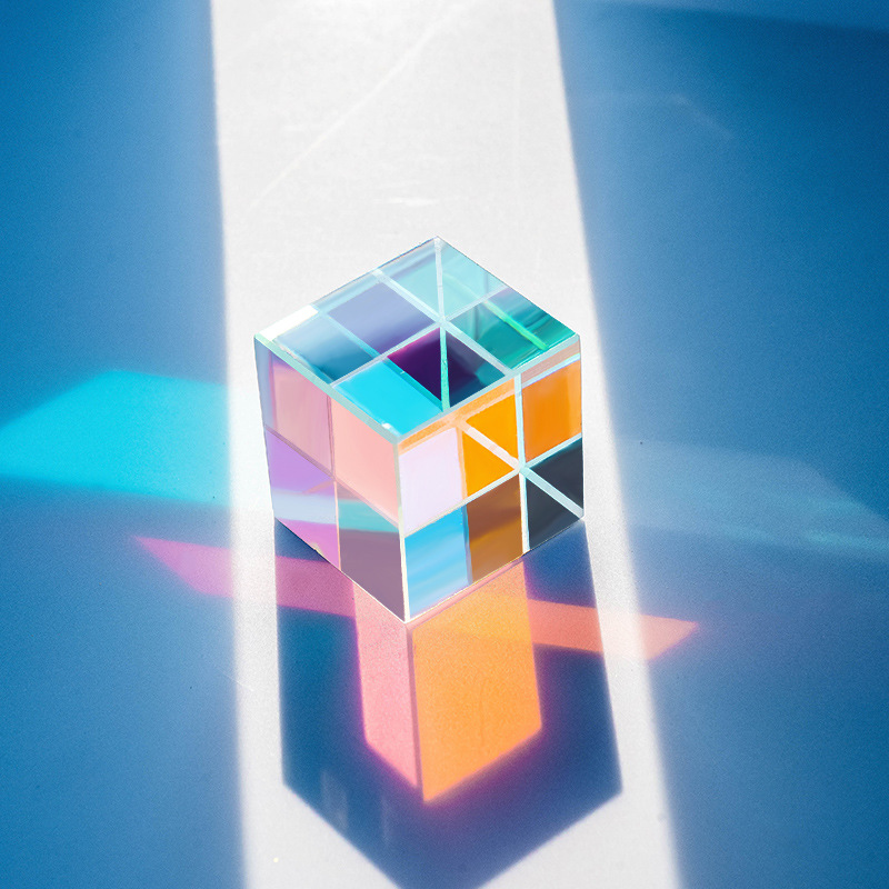 🌈 Rainbow Prism Suncatcher Light Cube
