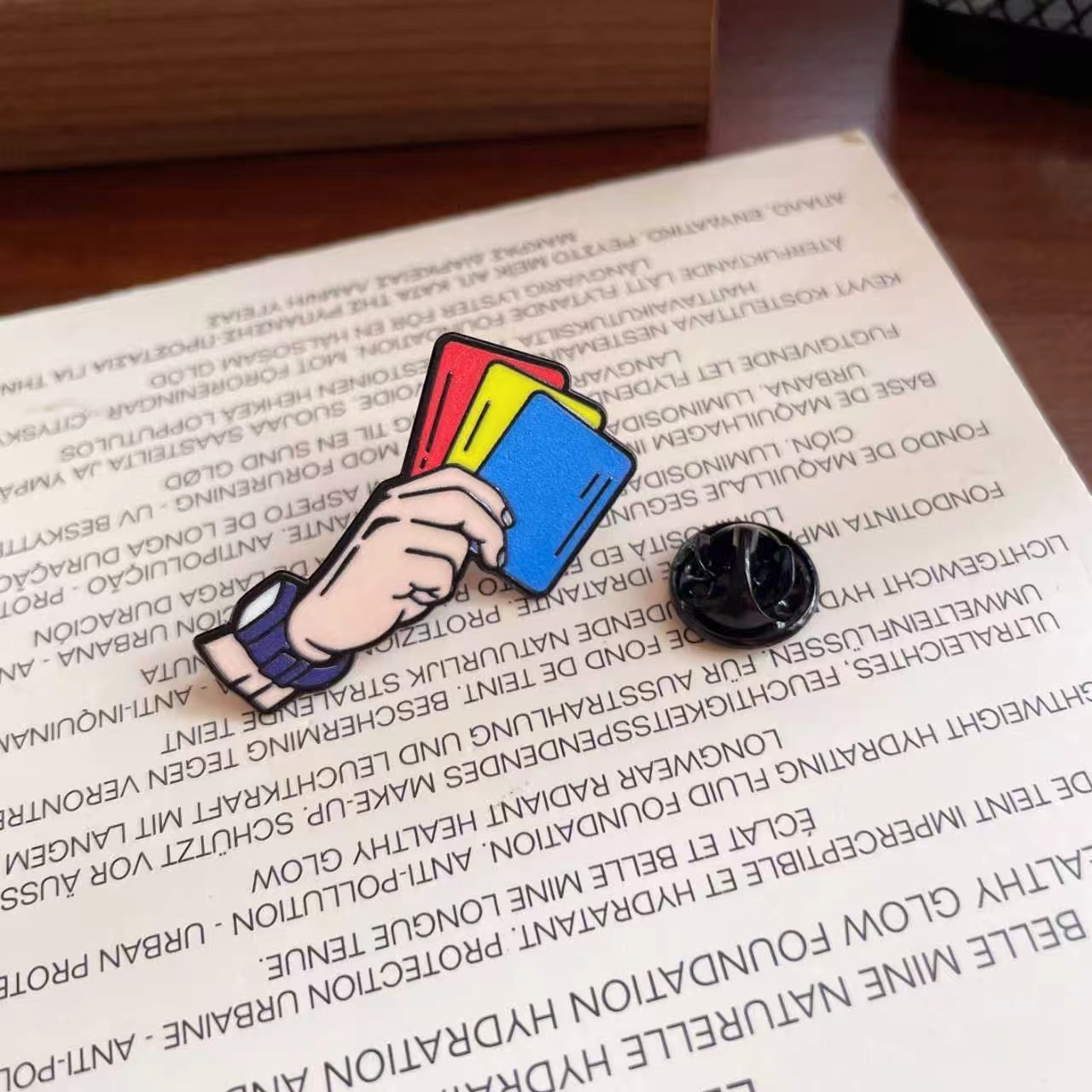 🏆 2026 World Cup Football Fan Collectible Metal Pin Badge
