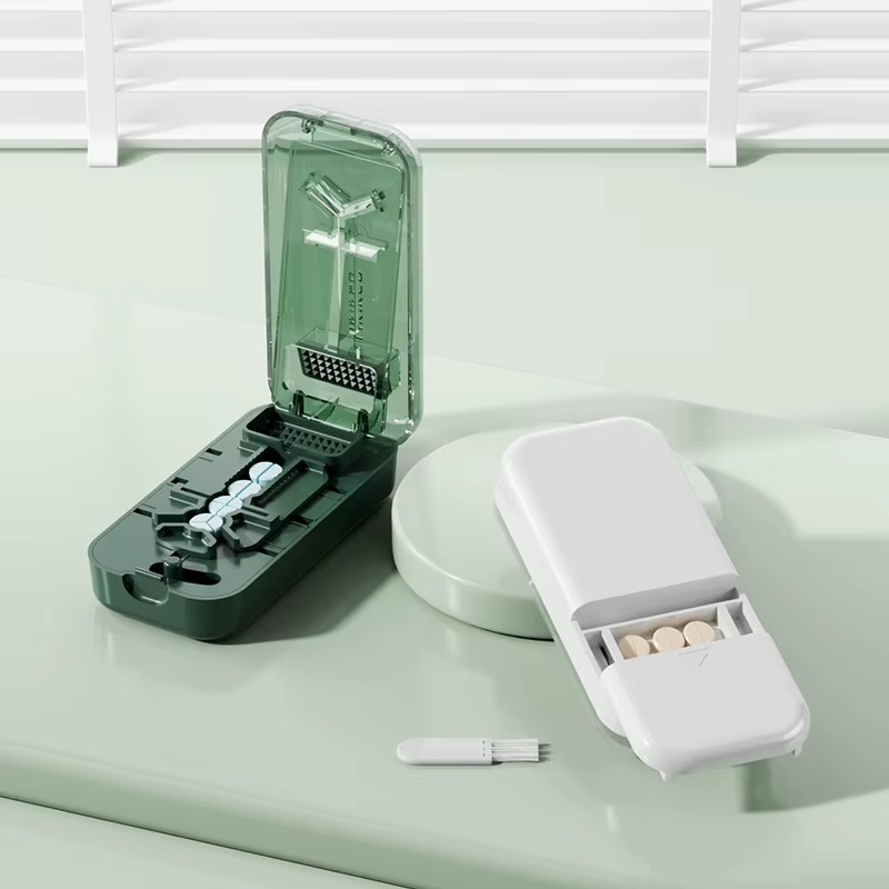 Portable Multi-Size Pill Cutter with Storage Compartment – Halves, Thirds & Quarters