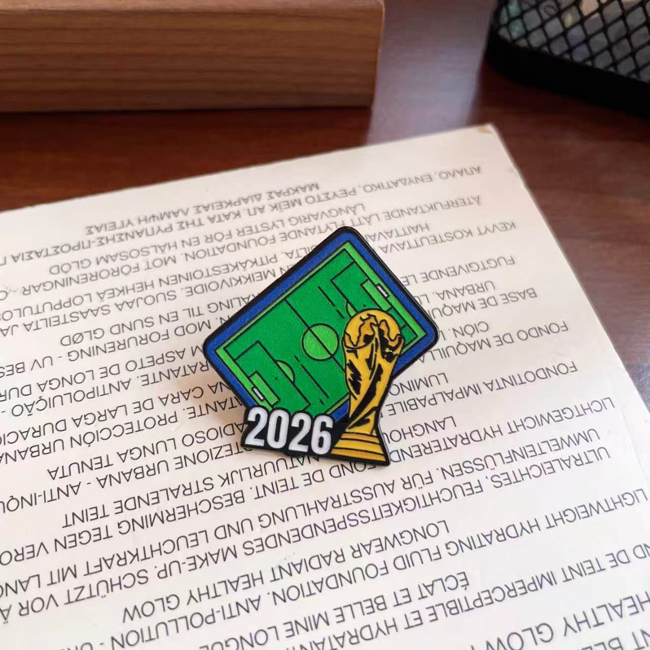 🏆 2026 World Cup Football Fan Collectible Metal Pin Badge
