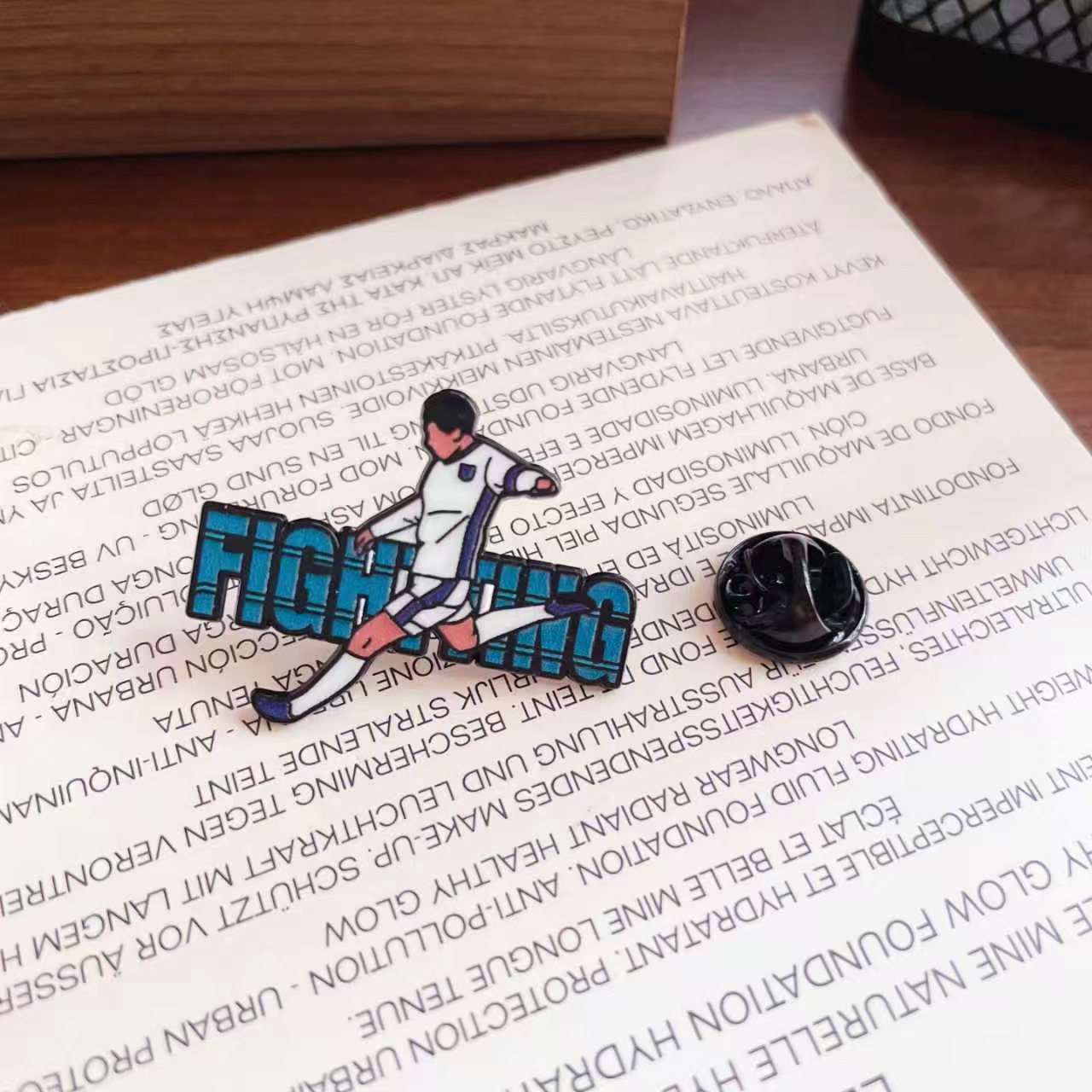 🏆 2026 World Cup Football Fan Collectible Metal Pin Badge