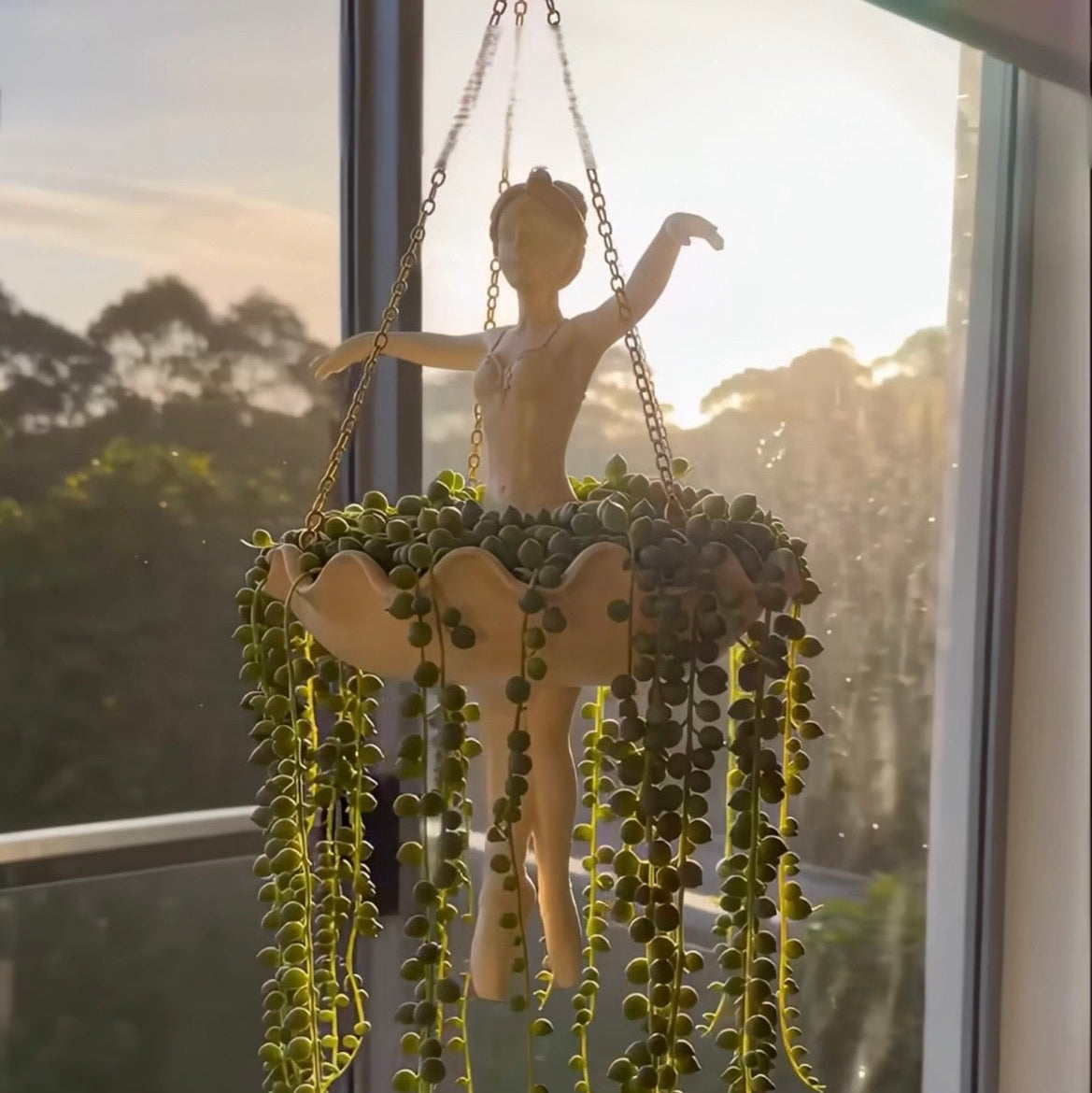 Ballerina Chain Planters