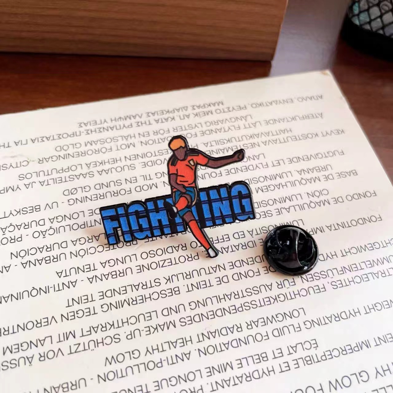 🏆 2026 World Cup Football Fan Collectible Metal Pin Badge