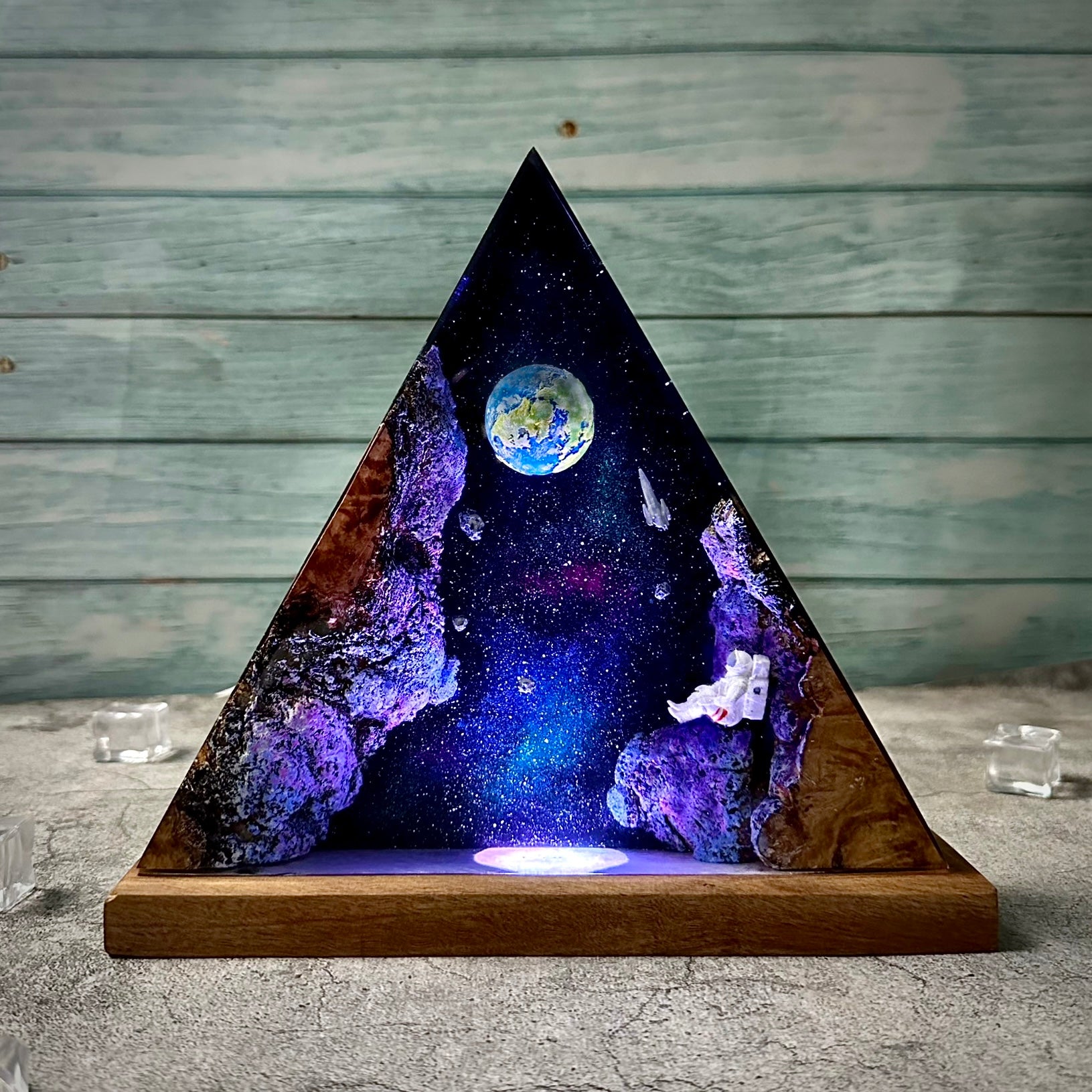 Space Astronaut Epoxy Lamp Galaxy Wood Night Ligh Unique Gift Home Decor