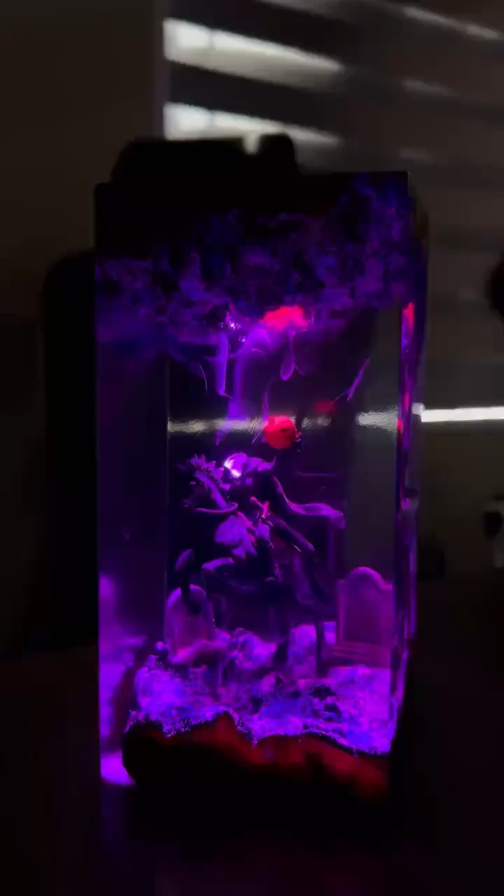 Headless Black Knight Resin Lamp, Horror Figure Night Light, Halloween Decor, Spooky Horror Fan Gift
