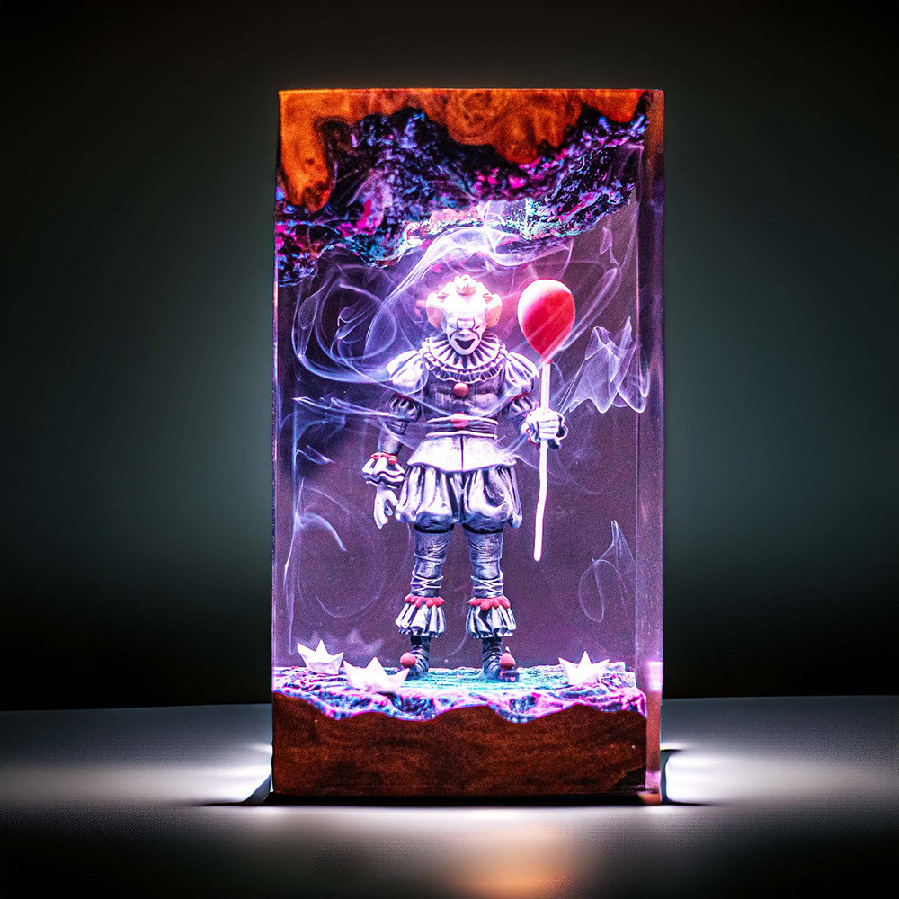 Creepy Clown Resin Lamp, Horror Clown Figure Night Light, Halloween Decor, Spooky Horror Fan Gift