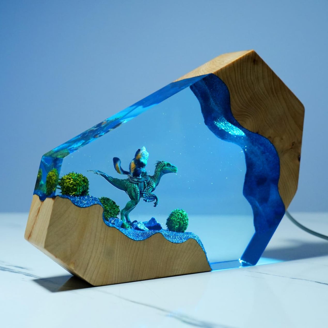 Dungeon Crawler Carl Resin Lamp Unique Gift Home Decor