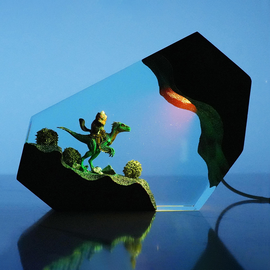 Dungeon Crawler Carl Resin Lamp Unique Gift Home Decor