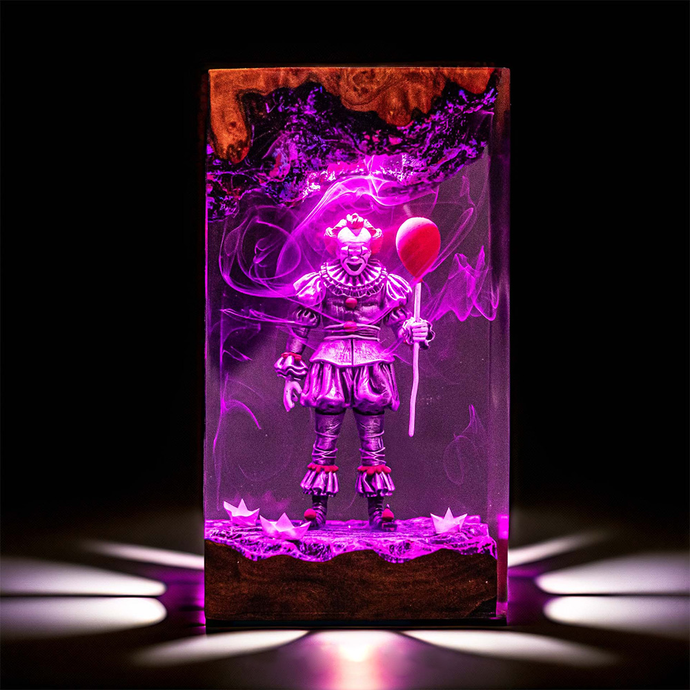 Creepy Clown Resin Lamp, Horror Clown Figure Night Light, Halloween Decor, Spooky Horror Fan Gift