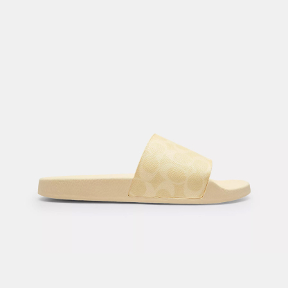 Udele Sport Slide In Signature Canvas