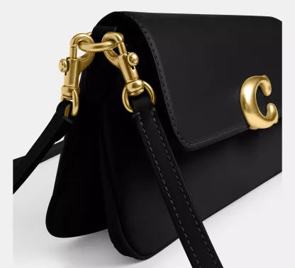Jet Shoulder Bag