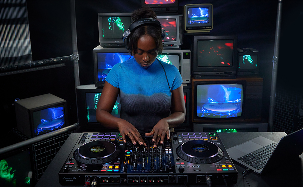 DDJ-FLX10