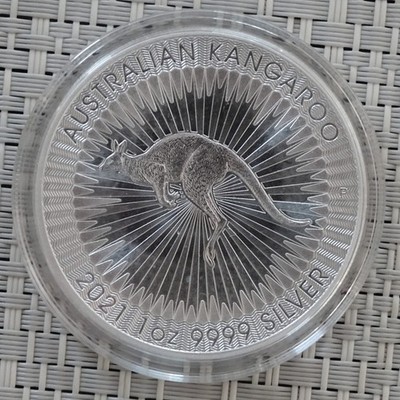 2021 Australian Kangaroo 1oz Silver Coin (spotted) | eBay Australia