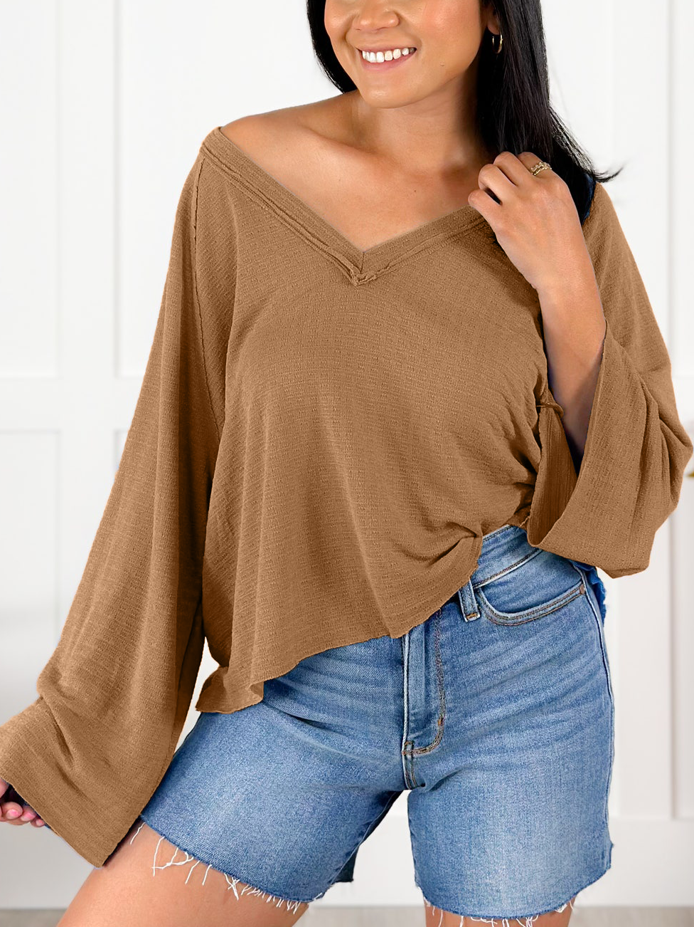 HOT SALE Textured Long Sleeve V Neck Top with Seam Detail