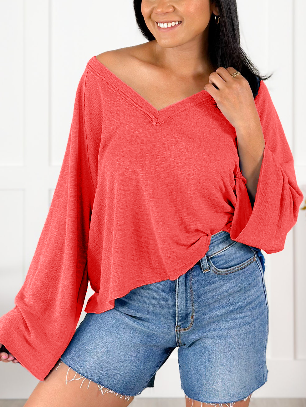 HOT SALE Textured Long Sleeve V Neck Top with Seam Detail