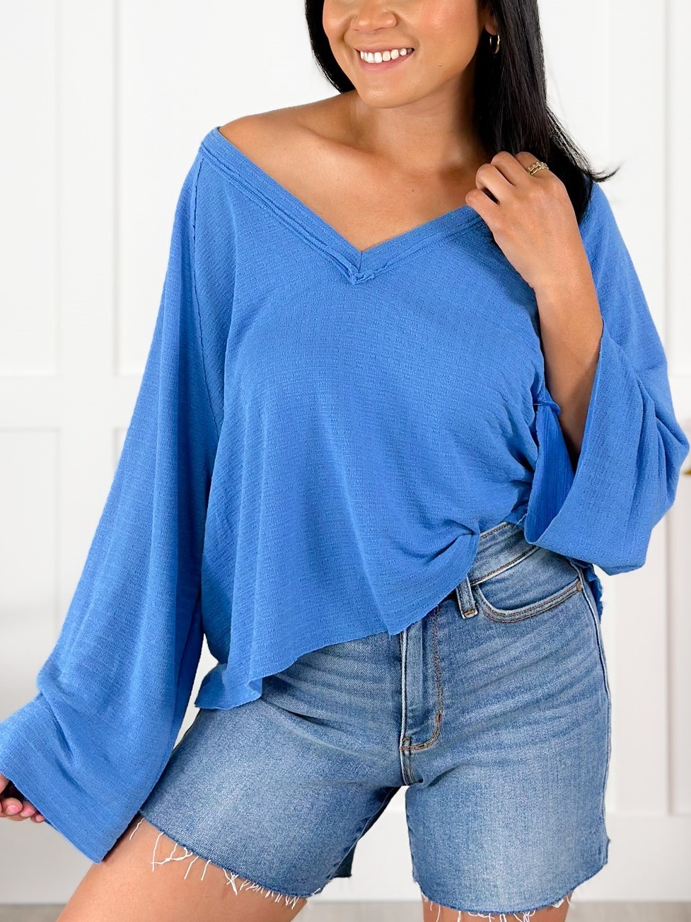 HOT SALE Textured Long Sleeve V Neck Top with Seam Detail