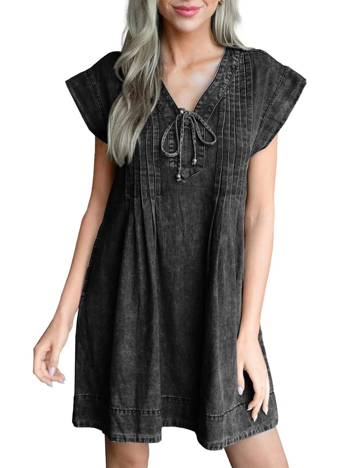 HOT SALE Women's V-neck Pleated Denim Dress With Pockets (Buy 2 Free Shipping)