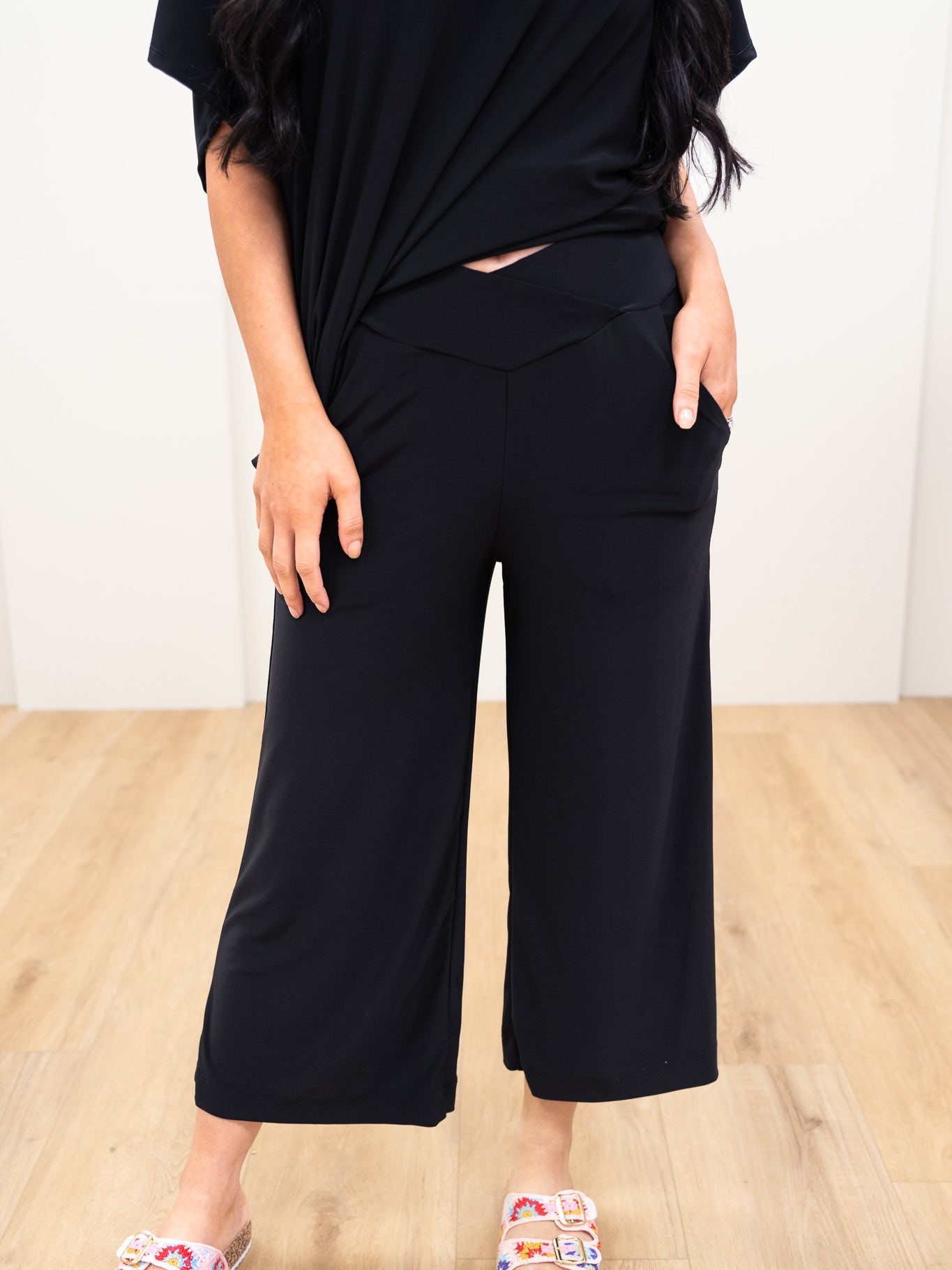 HOT SALE Casual V Neck Short Sleeved Loose Two Piece Set