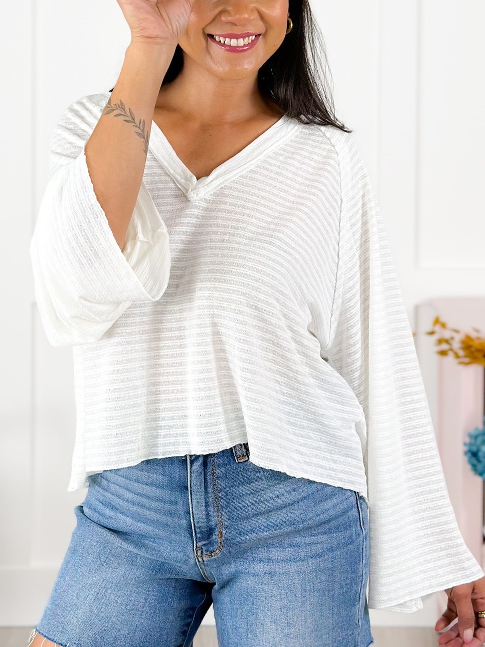 HOT SALE Textured Long Sleeve V Neck Top with Seam Detail