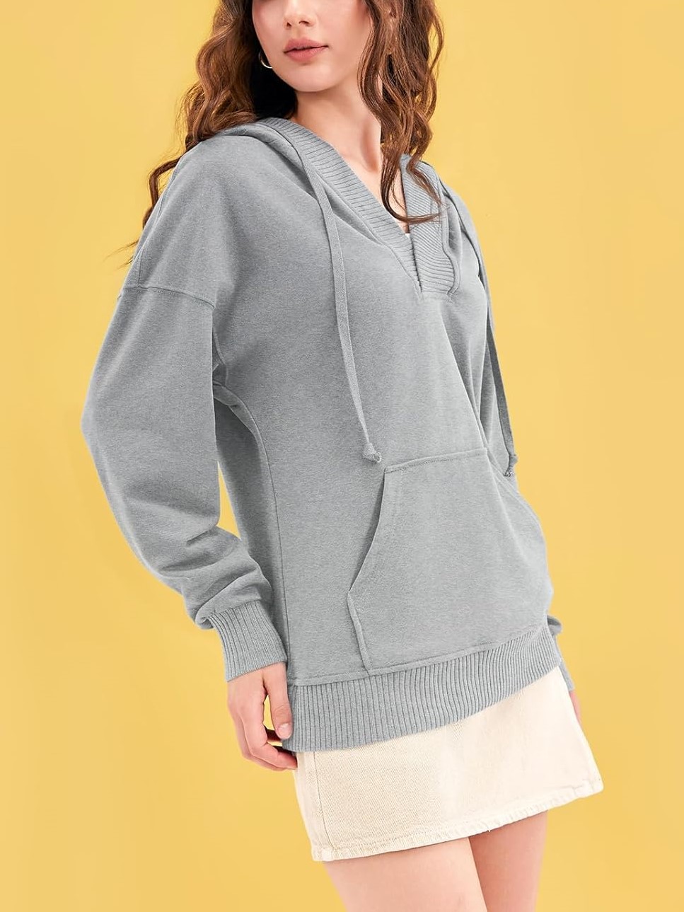 Women‘’s Casual Oversized V Neck Drawsting Hooded Sweatshirts