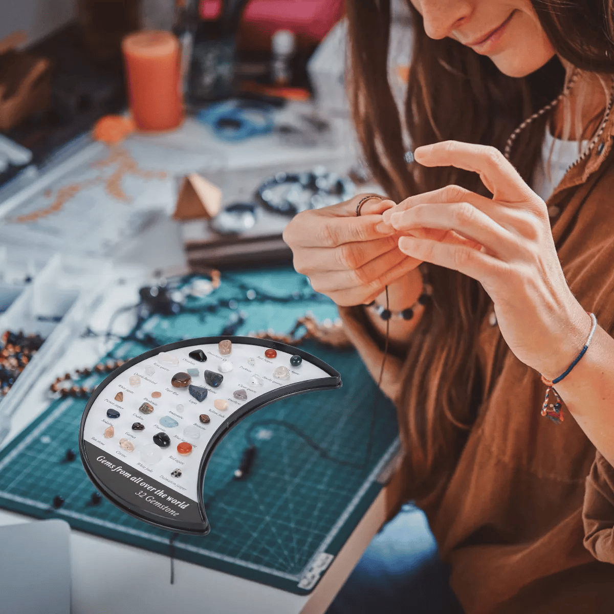 Stone of Power - Mineral Specimens Healing Crystal Moon Shape Box