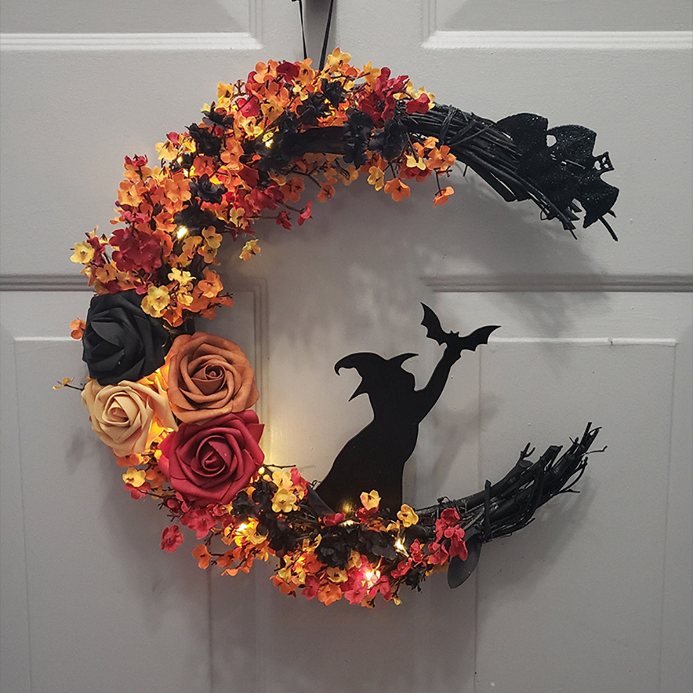 Gothic Black Cat Crescent Moon Wreath with LED Lights – Halloween Wall Decoration