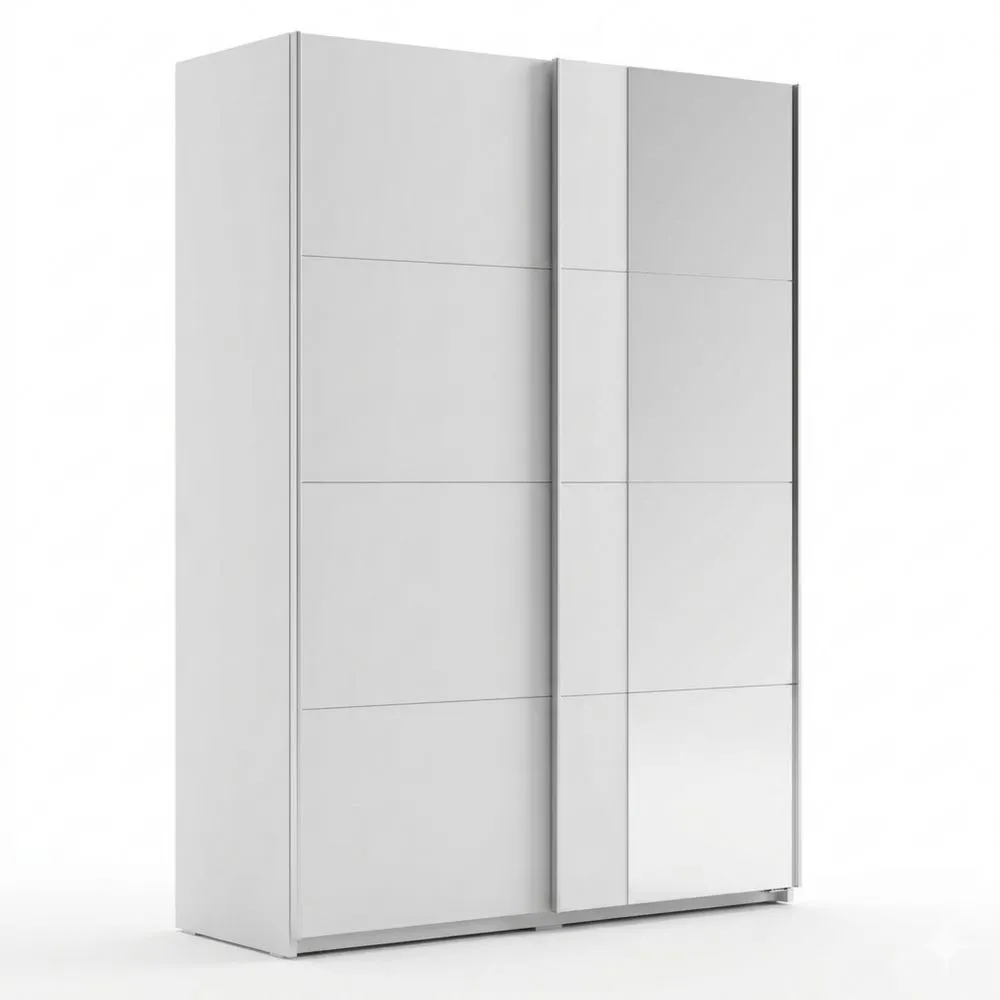 Moderner Schwebetürenschrank mit Spiegel und Stauraum