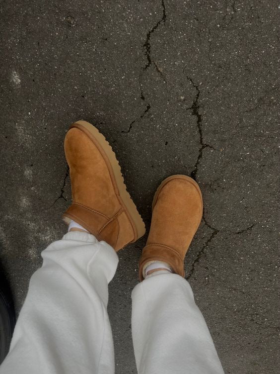 Ultra Mini Boots