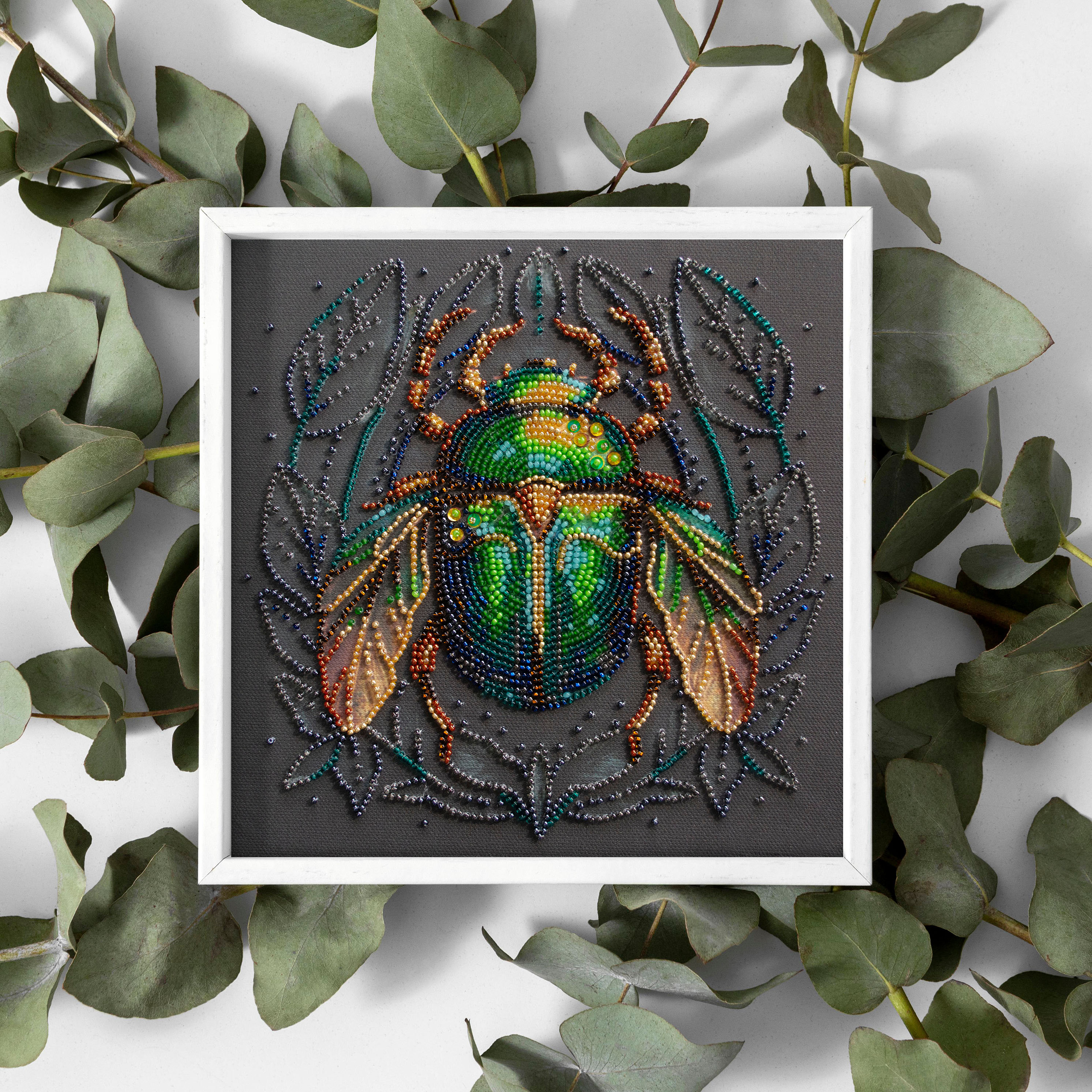 Dark Gothic Scarab Beetle Beaded Art DIY Kit – Emerald Insect Bead Embroidery Picture, Framed Wall Hanging Home Decor for Study & Bedroom