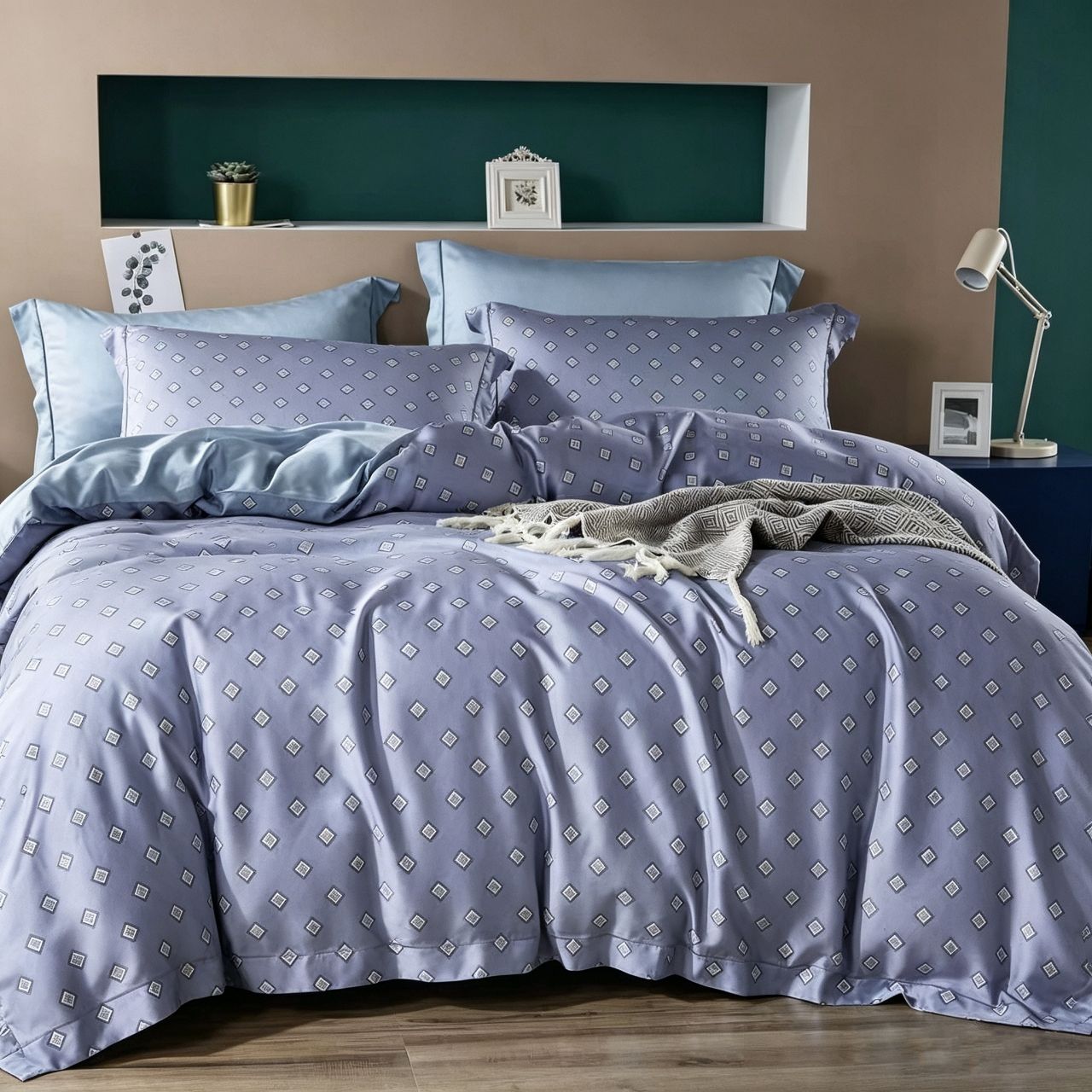 Custom Logo 300TC Printed Bedding Set Breathable Cooling Comforter for Home Bedroom OEM ODM