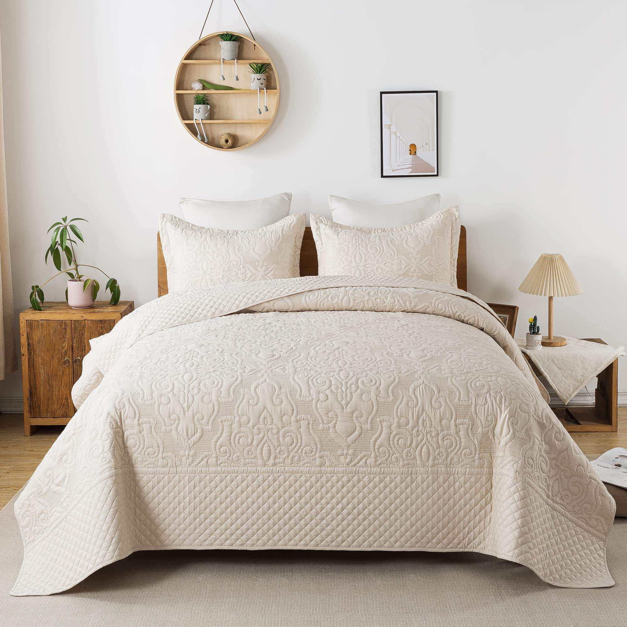 Microfiber Quilted Bedding Set Modern Style Soft Breathable Fabric Luxurious Bedspread Coverlet for Home Bedroom Use ODM OEM